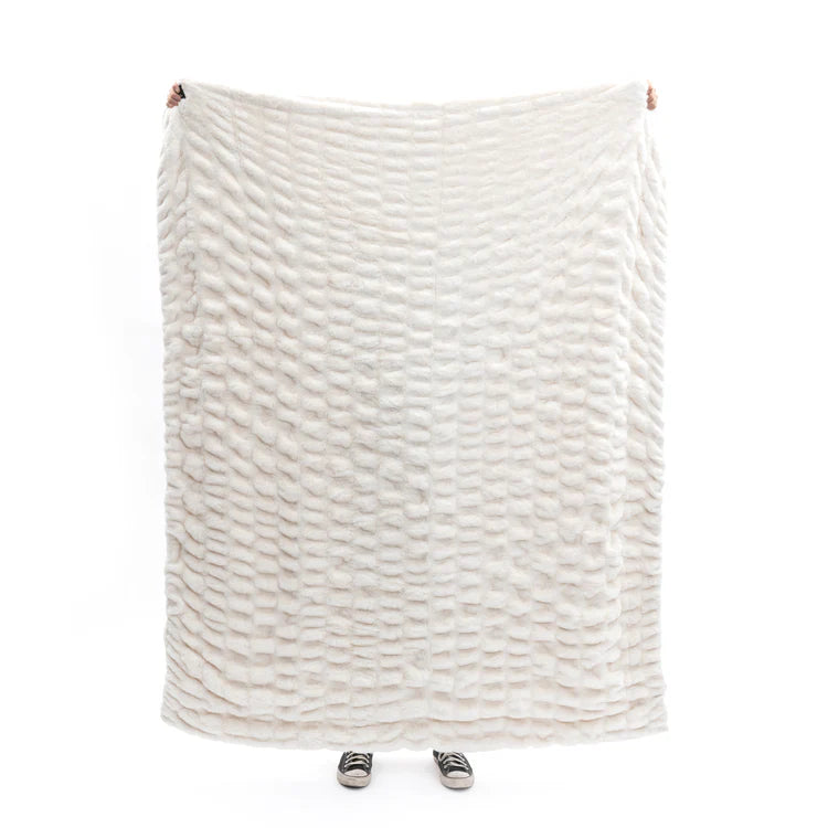 Lyla Cozy Cloud Blanket